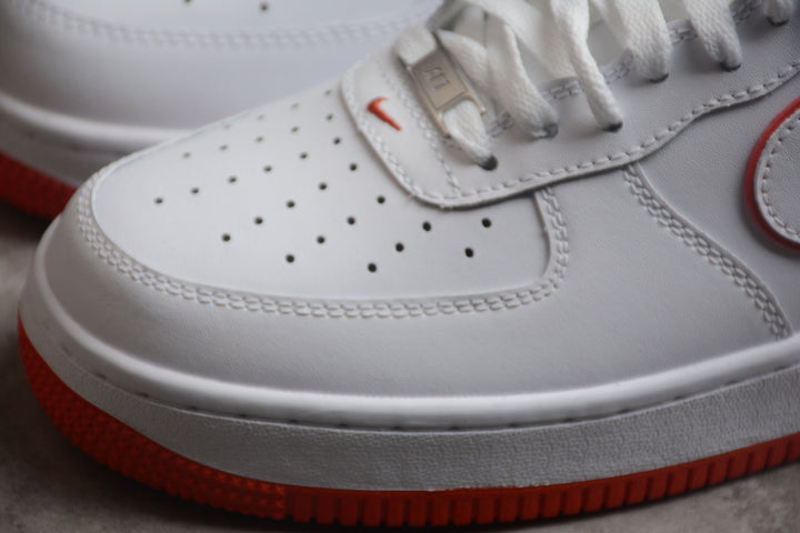 NEW AIR FORCE 1 WHITE AND RED