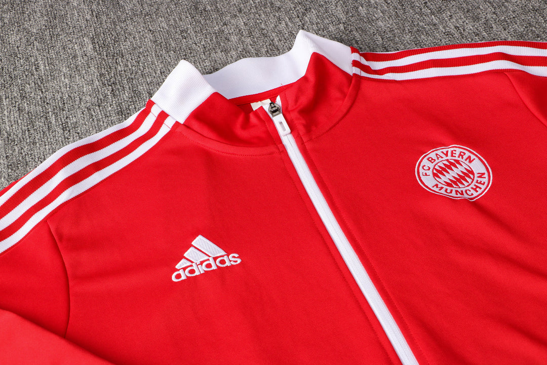 NEW Bayern de Munich TrackSuit 2