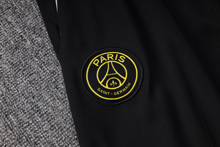 NEW Paris Saint-Germain TrackSuit Corto (PSG)