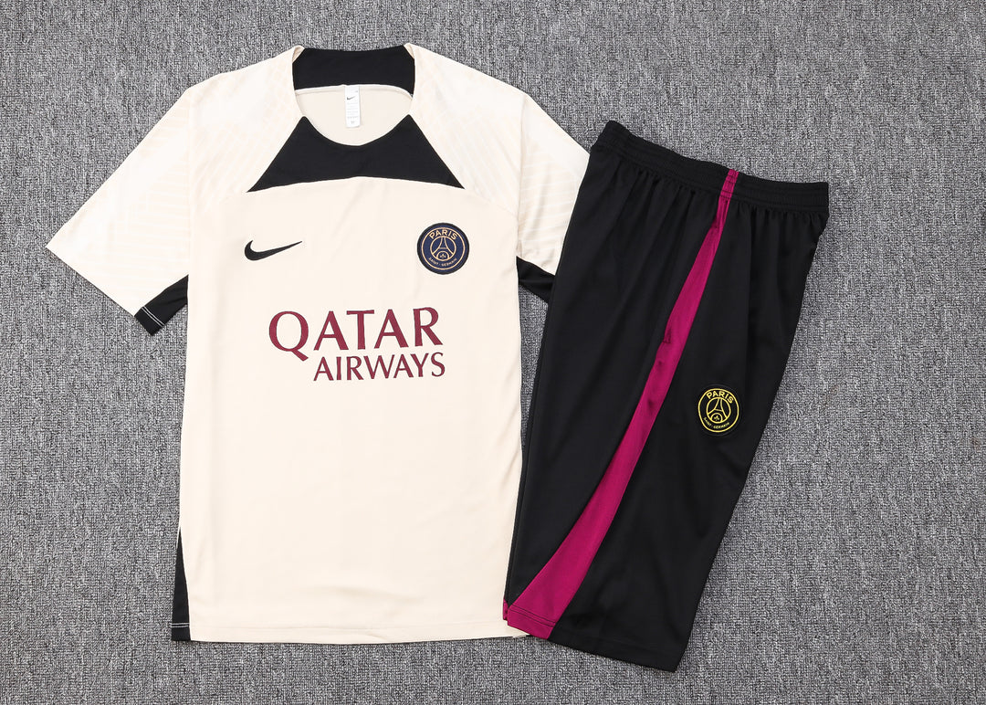 NEW Paris Saint-Germain TrackSuit Corto 3º (PSG)